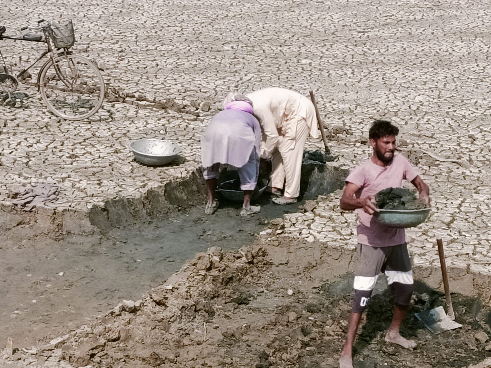 Rural employment worker in India illustrating unskilled manual work under rural employment schemes