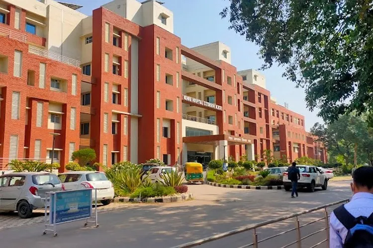 PGIMER Chandigarh New OPD Block and campus road