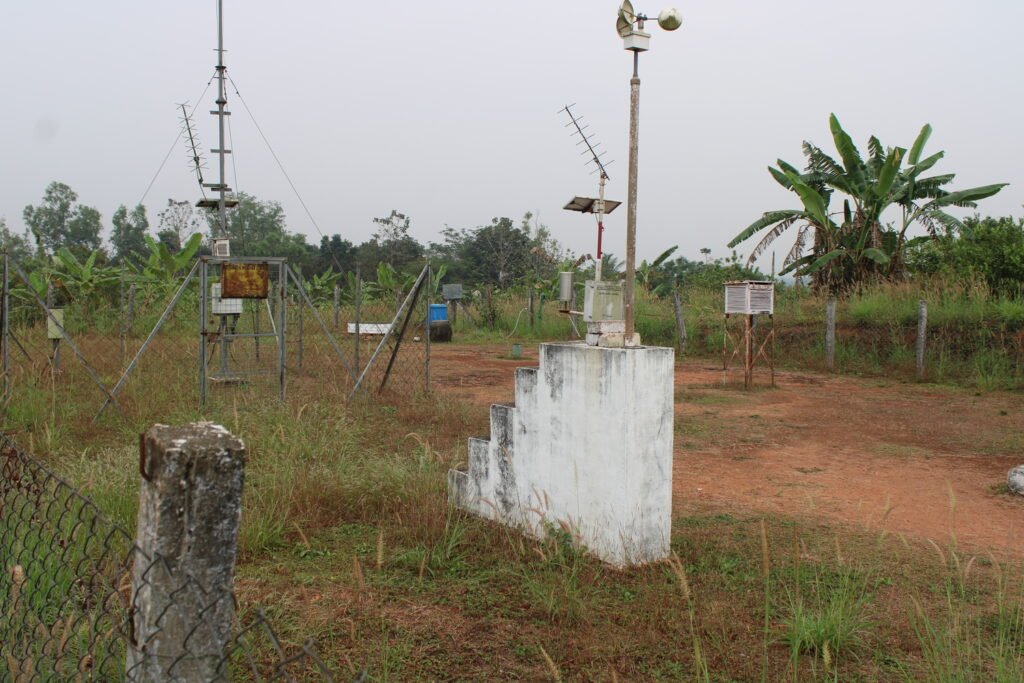 Meteorological observatory instruments used for atmospheric observation